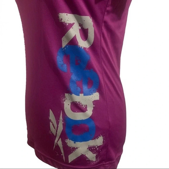 REEBOK | Purple Vneck Fitted Performance Tee Medium - Picture 4 of 6